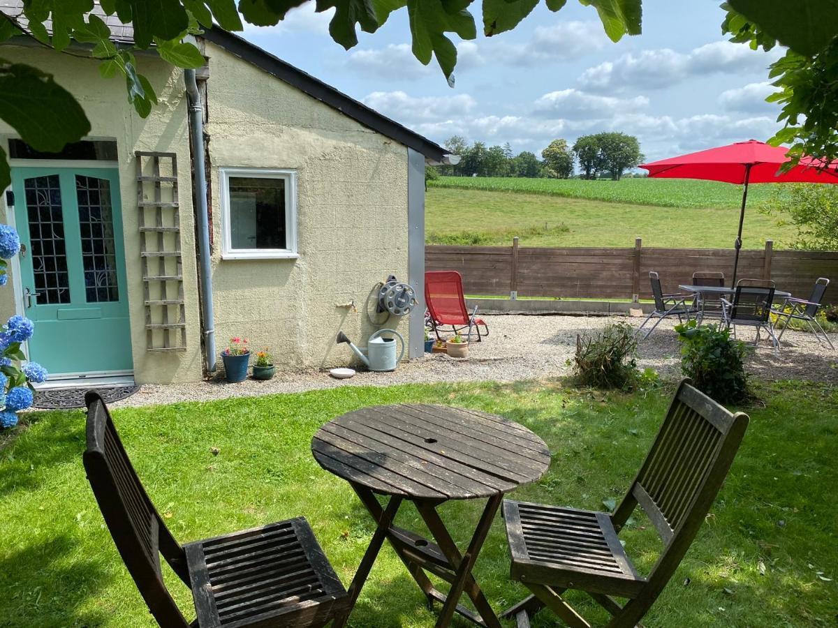 Mantilly Cottage Buitenkant foto