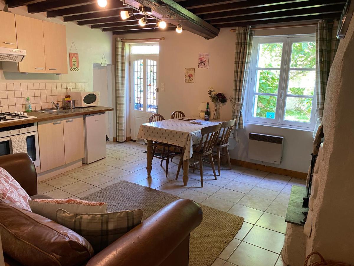 Mantilly Cottage Buitenkant foto